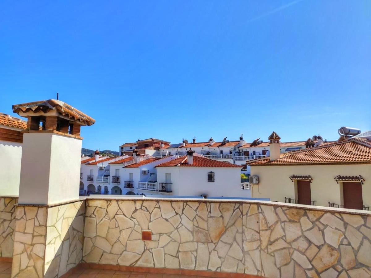 Villa Casa Amplia Con Terraza En La Viñuela Exterior foto